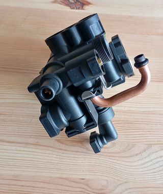 VALVULA 3 VIAS CALDERA Saunier Duval themafast