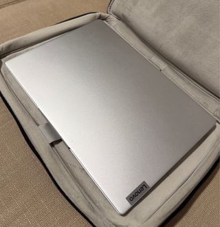 Portátil Lenovo IdeaPad Slim 5 17” i7