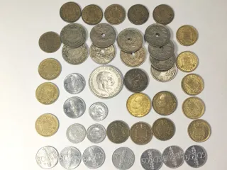 Lote 43 monedas variadas FRANCO, II REPÚBLICA ...