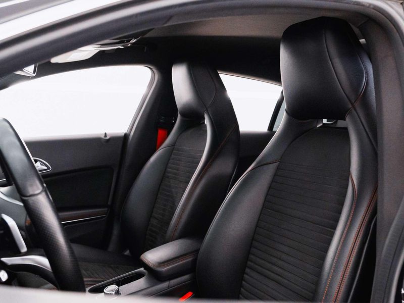 Mercedes-Benz CLA 2015, foto 12
