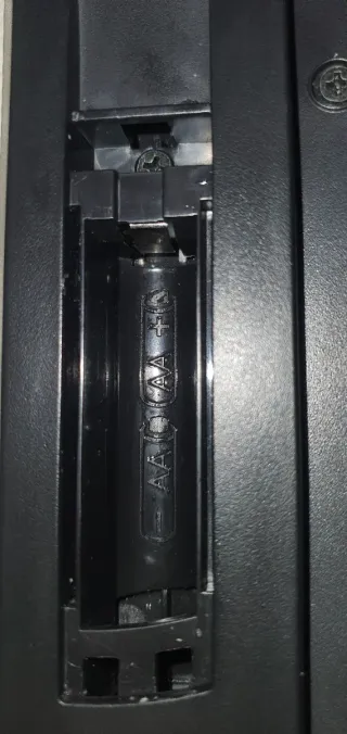 Teclado Inalámbrico Logitech Pro + Adaptador Wifi