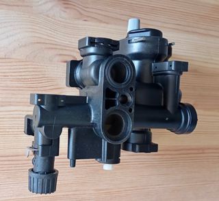 Cuerpo Hidráulico Bomba Caldera Saunier Duval