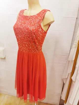 Vestido naranja lentejuelas y tul talla M