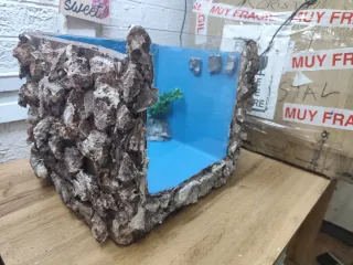 Acuario 47x36x35 aprox 60 litros