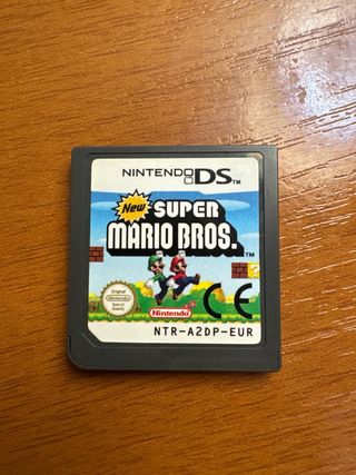 Nintendo DS Lite + New Super Mario Bros