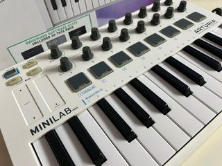 TECLADO ARTURIA MINILAB MIDI MKII