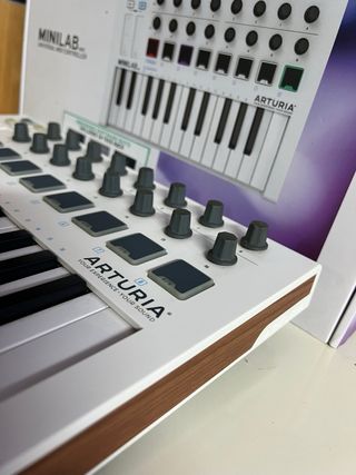 TECLADO ARTURIA MINILAB MIDI MKII