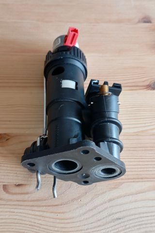 VALVULA DE 3 VIAS CALDERA VAILLANT VARIOS MODELOS