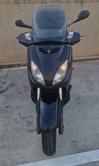 Yamaha Xmax 125 Negra