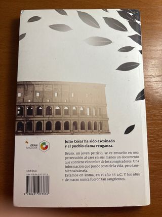 Libro Guárdate de los Idus Lola Gándara