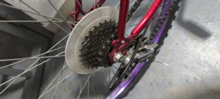 Bicicleta Shimano Suncross Roja