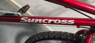Bicicleta Shimano Suncross Roja