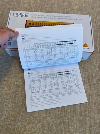 Behringer Crave Sintetizador Semi-Modular