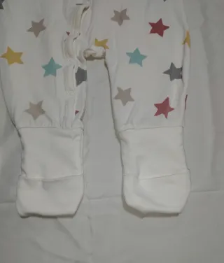 Pijama bebé 1 pieza pies quita y pon