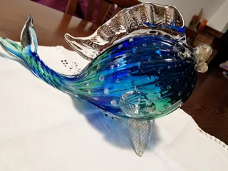 Pesce in vetro blu e verde