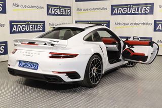 Porsche 911 Turbo S Coupe 580cv