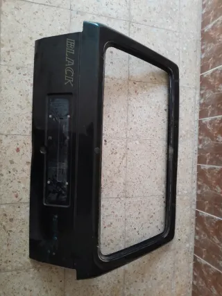 Puerta maletero Seat Panda..