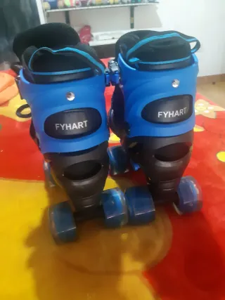 Patines 4 ruedas con luces FYHART