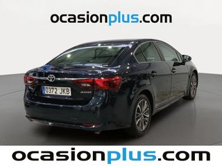 Toyota Avensis 150D Advance 105 kW (143 CV)