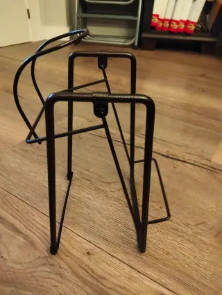 Supporto oscillante per bottiglia di whisky da 3L