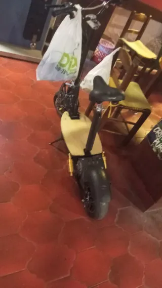 Patinete eléctrico con asiento, para piezas