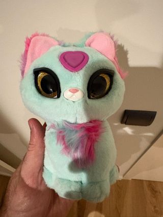 Peluche gato mint y rosa furbie