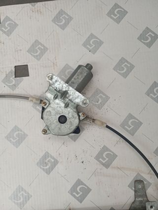 Elevalunas Mercedes Vito