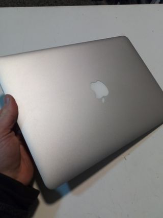 MacBook Air 13 4GB RAM 128GB SSD