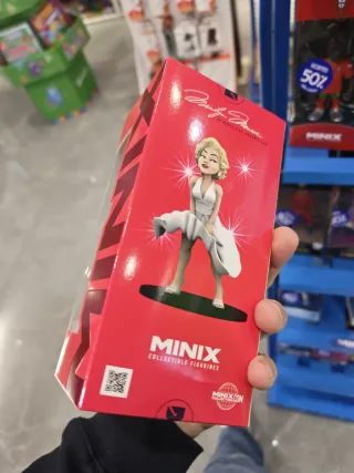 Marilyn Monroe Minix Collectible Figurine 103