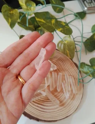 Puntas de cuarzo cristalino (14 unidades)