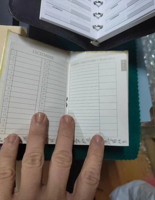 Lote agendas, listín teléfono y más