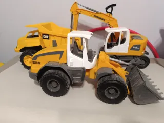 Camión de Juguete Amarillo CAT y excavadoras