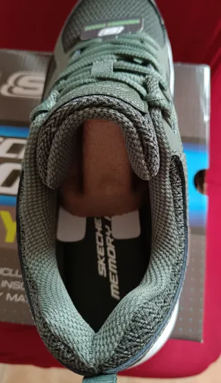 Skechers Lite-Weight T42 a estrenar caja original