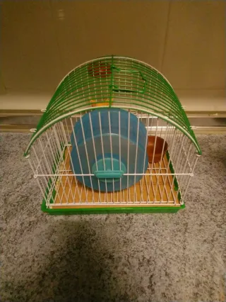 Jaula para hámster con accesorios