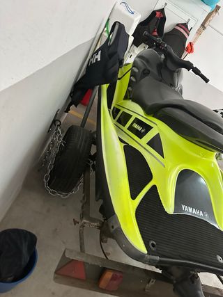 Moto de agua Yamaha gp1300r