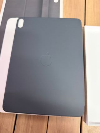 Apple Smart Folio, Funda tablet para el iPad Air 11" (M2 & M3), Poliuretano, Gris oscuro