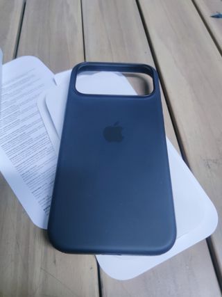 Funda de silicona con MagSafe para el iPhone 17 Pro Max - Negro