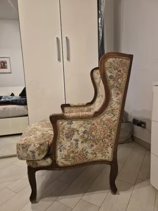 2 Poltrone Vintage Tessuto e Legno