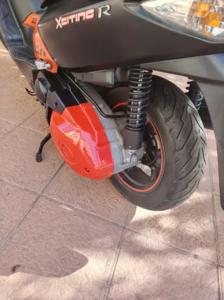 Kymco Xciting 500R Negra/Naranja