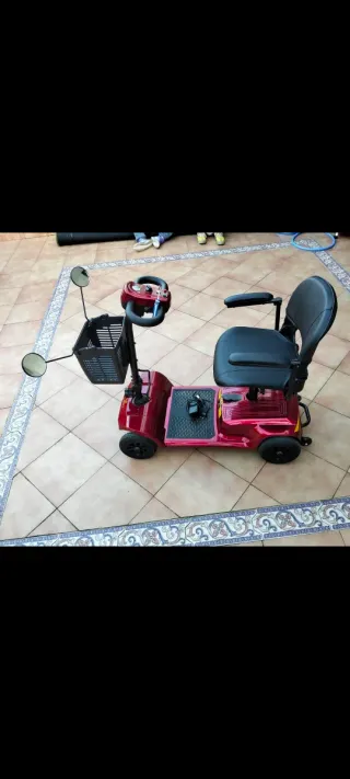 Scooter eléctrico Alifeero rojo y negro