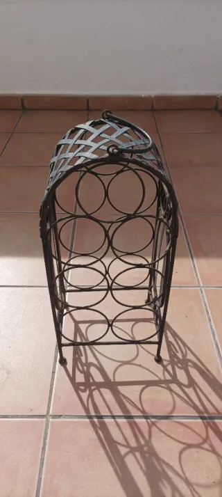 Portabottiglie in ferro nero