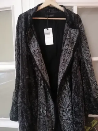 Kimono bordado Zara Talla M