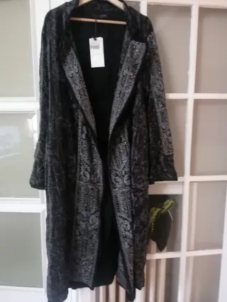Kimono bordado Zara Talla M
