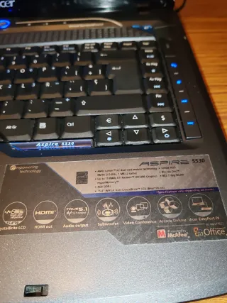 Portátil Acer Aspire 5530