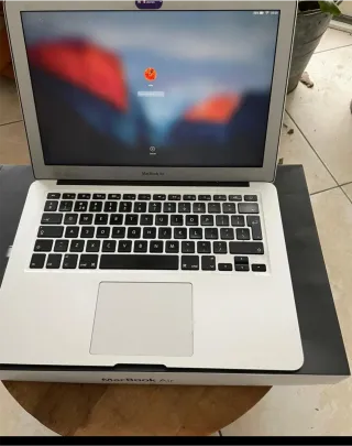 🆘️MacBook Air 13" Plateado.🆘️