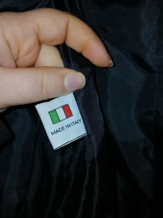 Giacca in pelle nera