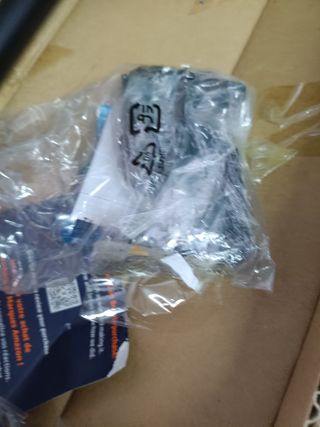 Amazon Basics Barra de Cortina Extensible con remates Redondos, de 91 a 183 cm, Color Negro