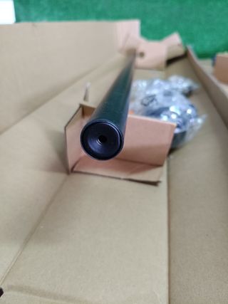 Amazon Basics Barra de Cortina Extensible con remates Redondos, de 91 a 183 cm, Color Negro