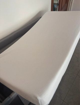 Cuna de viaje + colchón + protector