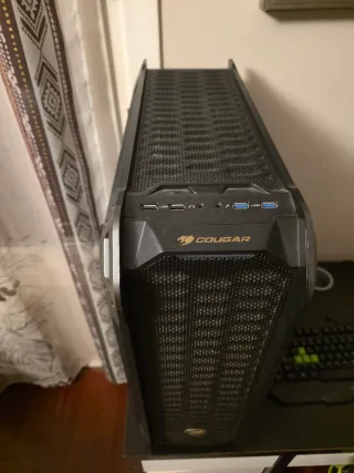 Caja Gaming Cougar Panzer